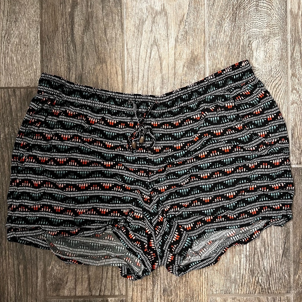 L Old Navy Shorts
